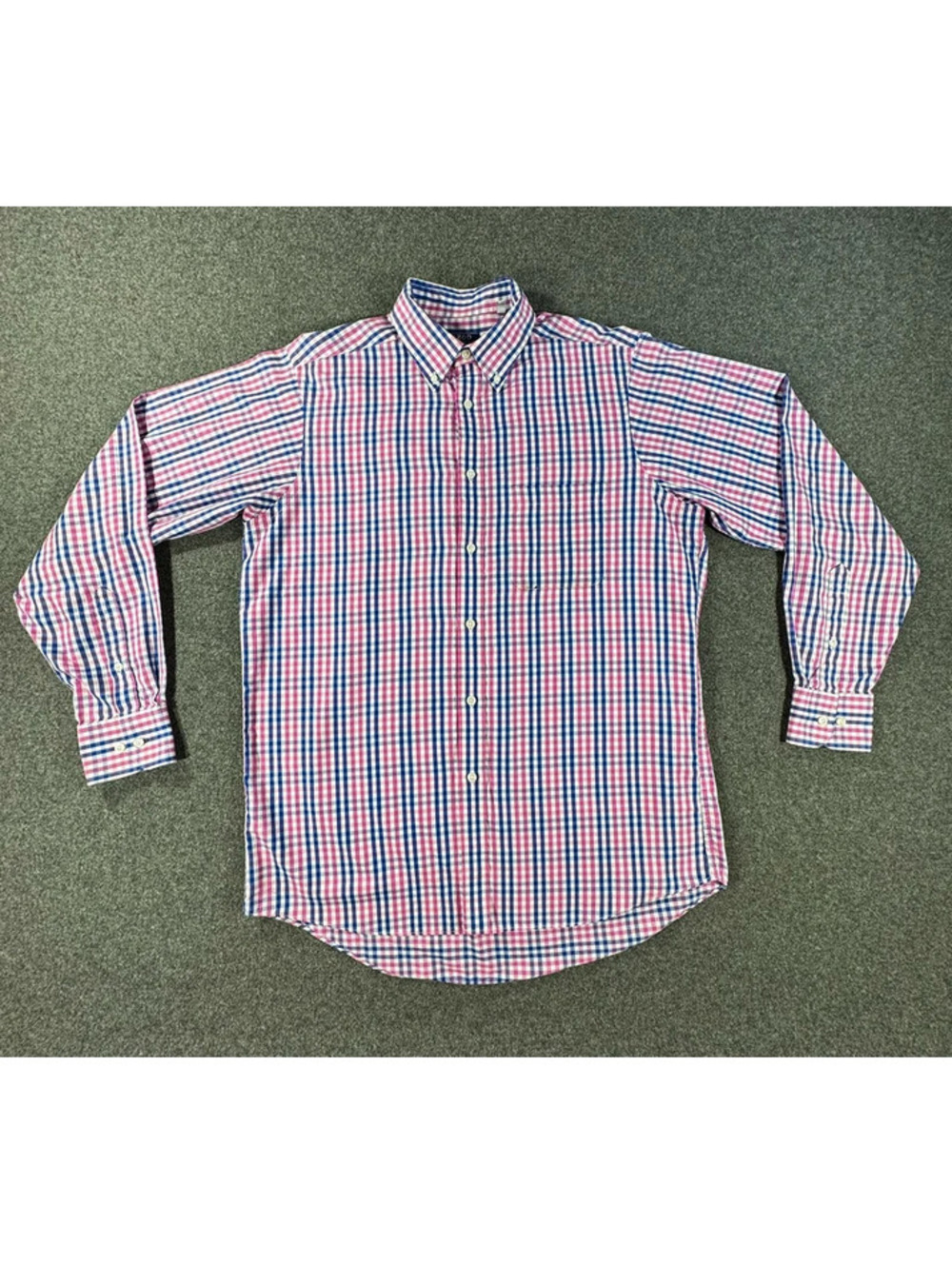IZOD Men’s Regular FitButton Down Shirt Size 15.5 34/35Pink Blue Plaid Quick Dry